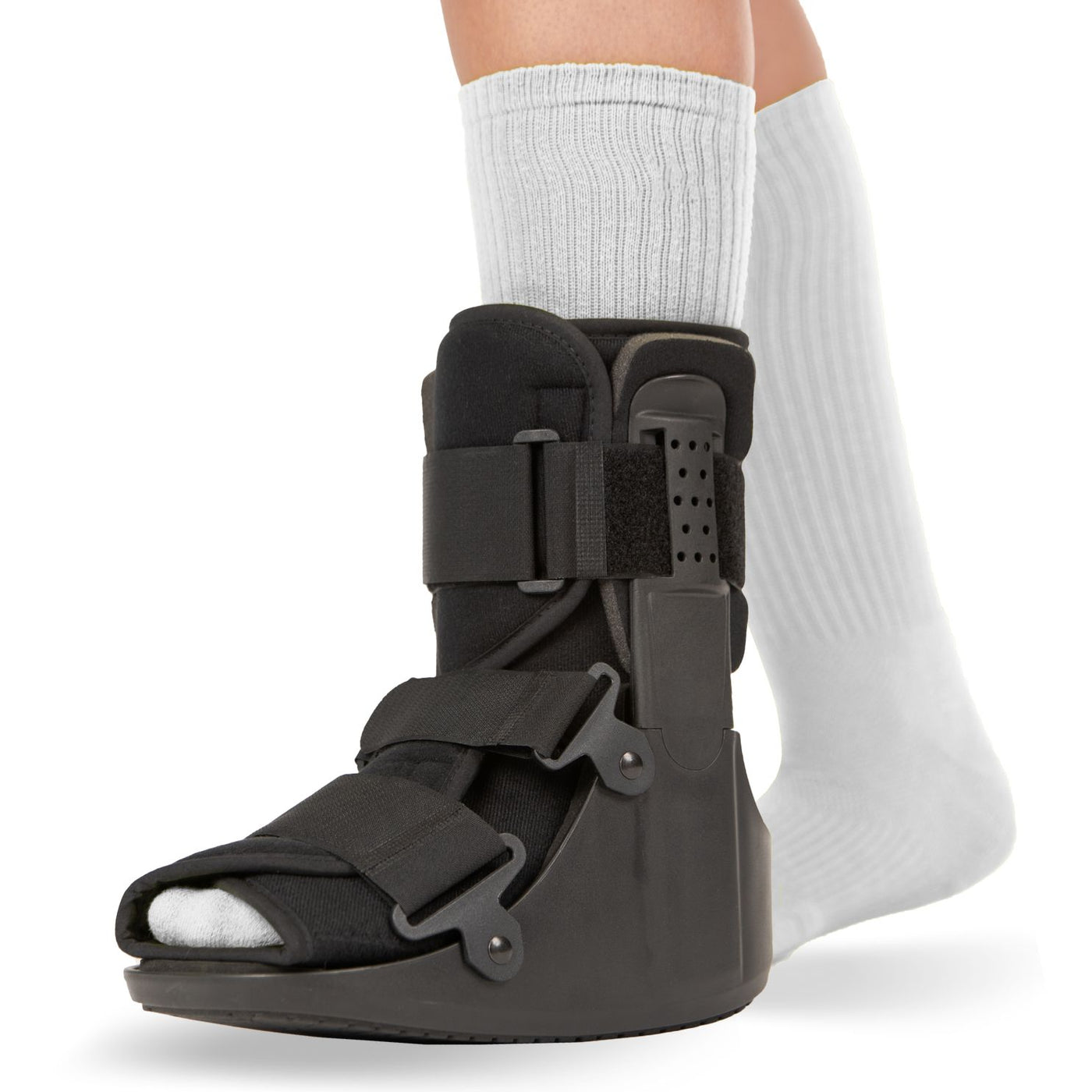 Short broken toe walking boot for fractures and foot injury recovery