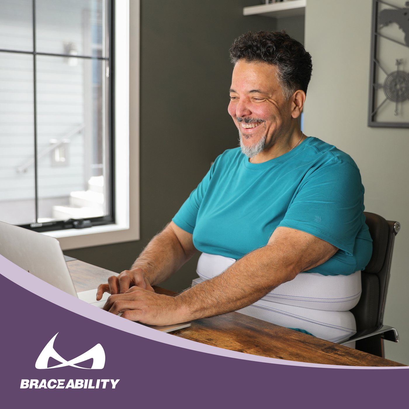 The plus size postu surgery stomach support is comfortable to wear sitting, stadning, or laying down at night