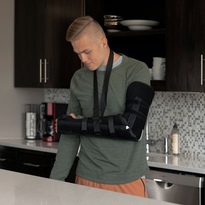 Our posterior full arm splint helps with hyperextension, tendonitis elbow, or ulnar nerve recovery