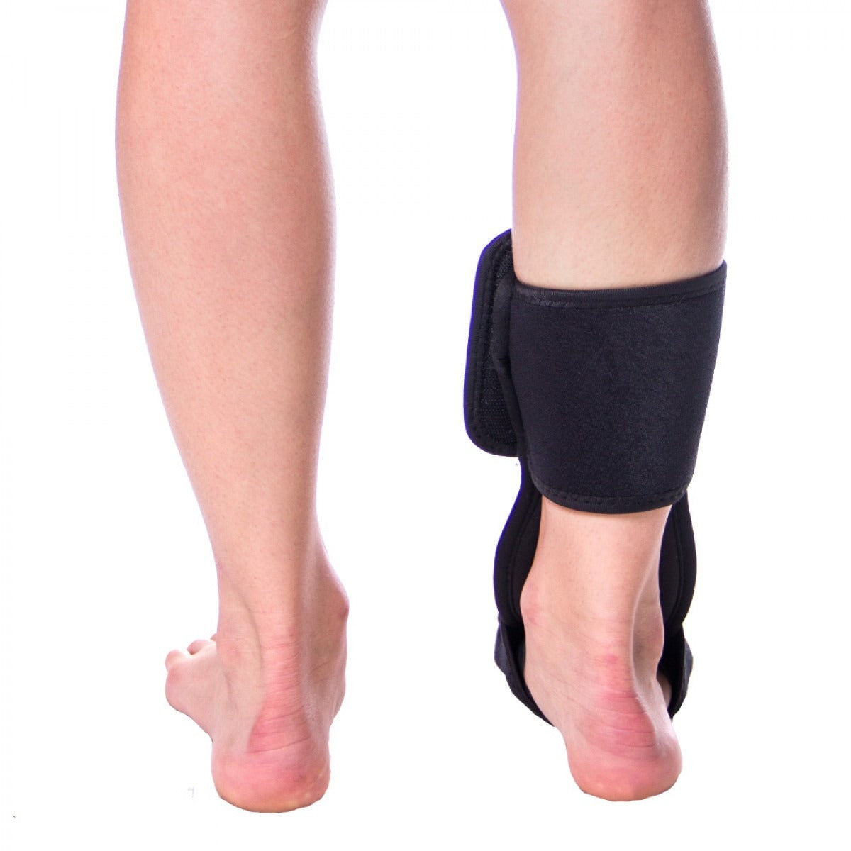 Soft night splint secures and stabilizes your foot and ankle, leaving your heel open